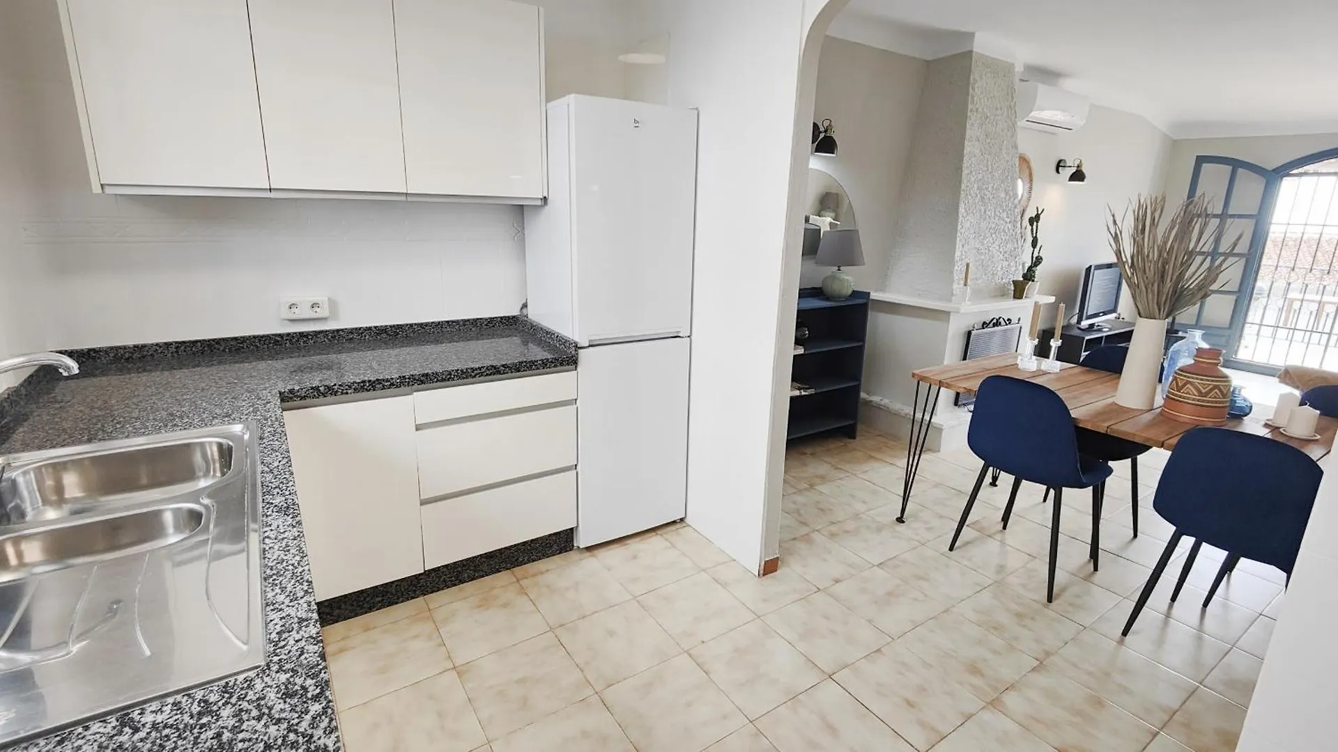 Ap410 Azure House Villa Nerja 0*,  Spain